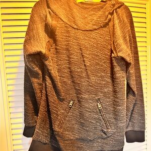 Roxy Black Heather Loopback Sweatshirt with Branded Neck Tag